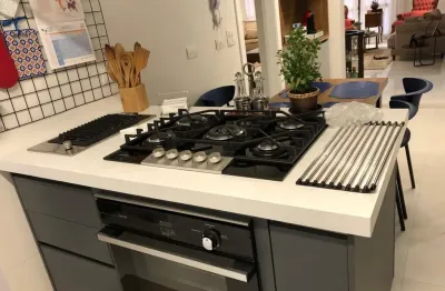 Apartamento no anália franco com 189m², 4 dormitórios, uma suíte, 3 vagas amplas, andar alto, prédio único