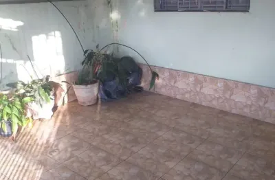 Casa a venda no itaim paulista, com ótimo terreno de 8 x 35, 280m², região prospera, com muitos empreendimentos sendo erguidos por perto