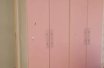 Excelente localização!!! apartamento mobiliado e com armários nos quartos e na cozinha -  2 dormitórios 46 metros 1 vaga