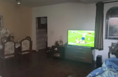 Casa no jaraguá, jardim panamericano, terreno de 7 x 30 , com 2 dormitórios, 2 vagas, sala ampla, cozinha e banheiro área de lazer no fundo do terreno com churrasqueira.