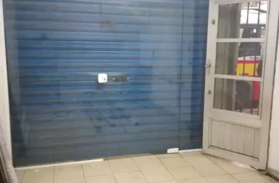 Vende-se ou permuta por imóvel de menor valor - sobrado comercial em ótimo ponto de negocio no tatuapé: são 5 salas, 3 banheiros e uma varanda na frente, além do salão com porta de aço e vidro, para q