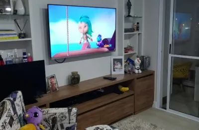 Apartamento na vila invernada com 76 mts², 3 dormitórios sendo um com suíte, 2 vagas cobertas, sala ampla com varanda gourmet, cozinha e quartos com móveis planejados