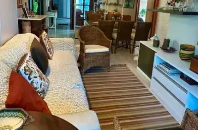 Cobertura gardem com 3 quartos +piscina na jatiuca próximo ao santa úrsula