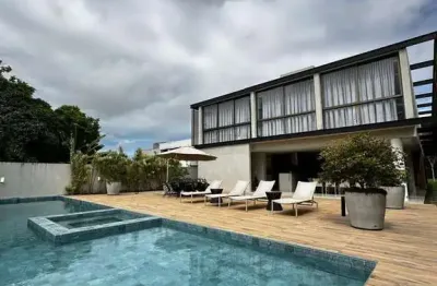 Casa de alto padrão porteira fechada em condomínio fechado aldebaram