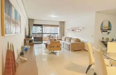 Apartamento com 4 suítes na melhor rua da ponta verde a 200 metros da praia