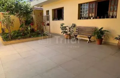 Imperdível! casa à venda em são josé dos campos-sp, vila betânia, 4 quartos, 1 suíte, 2 salas, 4 banheiros, 2 vagas, 160m².
