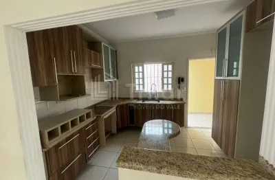Casa de 3 dormitórios com 2 suítes toda planejada e com 2 vagas cobertas!!