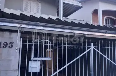 Casa com 3 quartos à venda no Jardim Ismênia, São José dos Campos 
