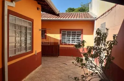 Casa para locação em são josé dos campos-sp, no monte castelo: 4 quartos, 1 suíte, 2 salas e 4 vagas de garagem!