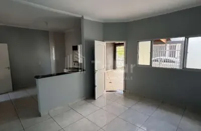 Imperdível oportunidade: Casa à venda em São José dos Campos-SP, Jardim Santa Júlia, 3 quartos, 1 suíte, 2 vagas, 140m².