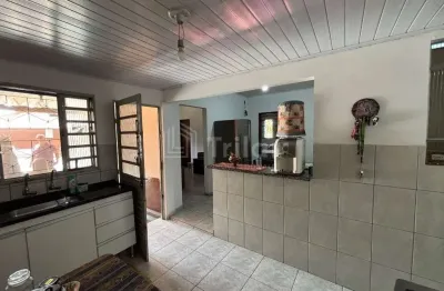 Casa com 4 quartos à venda na Vila Jaci, São José dos Campos 