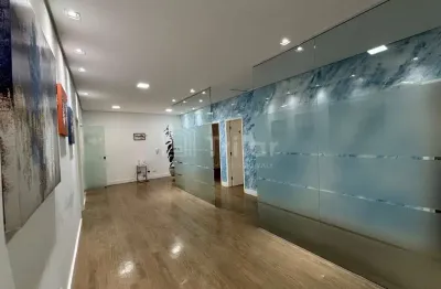 Maravilhosa Clinica aqui no Coração da vila Adyana Pronta pra você.