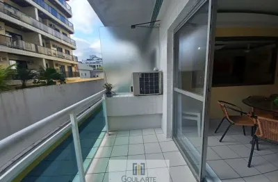 Apartamento padrão com sacada, 3 dormitórios sendo 1 suíte, lado praia enseada-guarujá/sp.