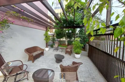 Cobertura penthouse  com 2 suítes e área gourmet na praia do tombo-guarujá/sp.