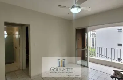 Apartamento com 1 dormitório amplo, á menos de 400 metros do mar - pitangueiras-guarujá/sp.