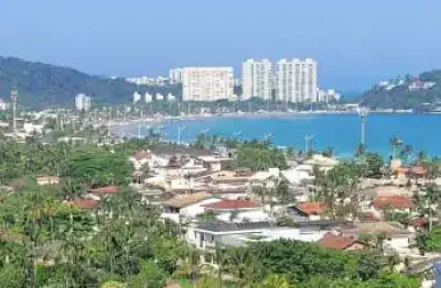 Apartamento com sacada gourmet,2 dormitórios, condomínio clube ,lado praia da enseada-guarujá/sp.