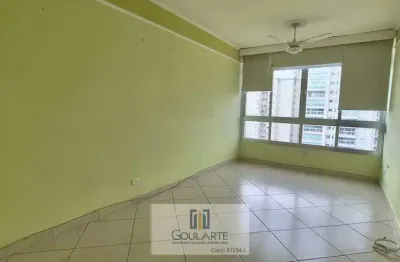 Apartamento com 2 dormitórios + 1 dormitório de serviço, à menos de 100 metros do mar na praia das pitangueiras - guarujá/sp.