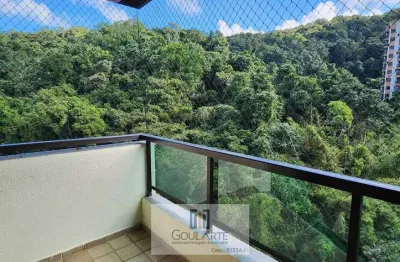Apartamento com acesso a sacada vista verde, 3 dormitórios sendo 1 suíte climatizada + dependência empregada - pitangueiras- guarujá/sp.