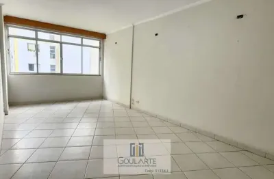 Apartamento com 2 dormitórios + 1 dormitório de serviço, na praia das pitangueiras-guarujá/sp.