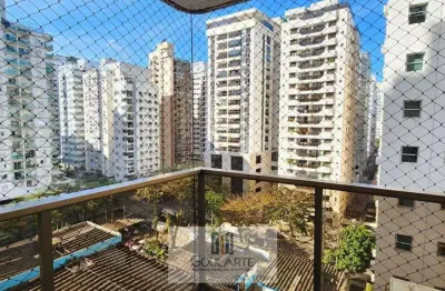 Apartamento com acesso a sacada, 3 dormitórios sendo 1 suíte climatizada, na praia da pitangueiras-guarujá/sp.