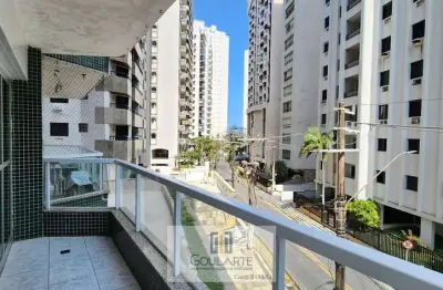 Apartamento com acesso a sacada, 3 dormitórios sendo 1 suíte, à menos de 150 metros das praias enseada/pitangueiras - guarujá/sp.