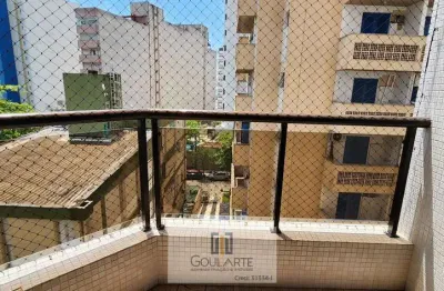 Apartamento com acesso a sacada, 3 dormitórios sendo 1 suíte, lazer no condomínio, à menos de 300 metros do mar na praia das astúrias-guarujá/sp