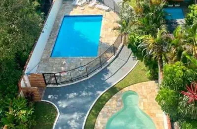 Cobertura com acesso a terraço área gourmet, 4 dormitórios climatizados sendo 1 suíte, lazer no condomínio, na praia do tombo - guarujá/sp