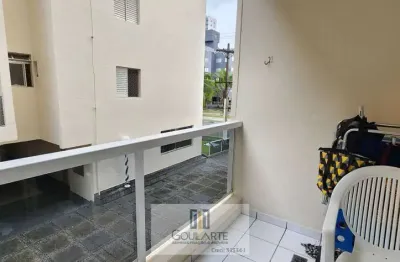 Apartamento com sacada, 2 dormitórios climatizados, lado praia da enseada - guarujá/sp.