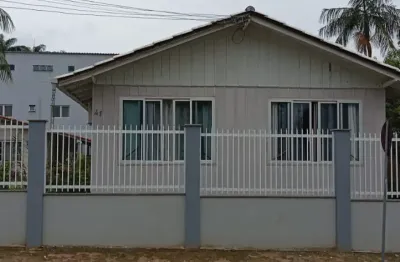 Casa com 3 quartos à venda na Rua Heitor Santos, Centro, Camboriú