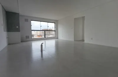 Lindo apartamento no centro de camboriú com excelente área de lazer no condomínio
