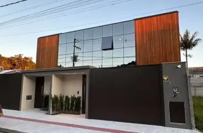 Geminado de alto padrão no bairro da barra em balneário camboriú