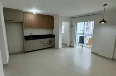 Apartamento semi mobiliado á apenas 03 km da praia de balneário camboriú