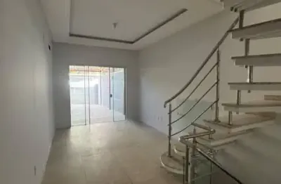 Amplo sobrado com 04 dormitórios no bairro areias em camboriú