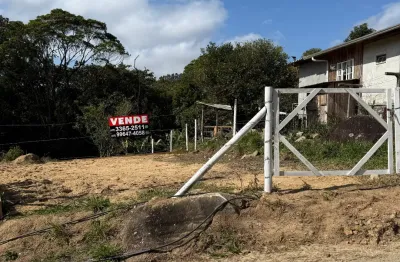Terreno no braço, área rural de camboriú com entrada de 70.000 e parcelas direto com o proprietario.