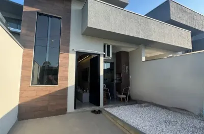 Casa térrea semi mobiliada no bairro rio pequeno em camboriú