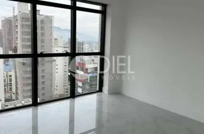 Apartamento com 3 quartos à venda na Rua 207, 206, Meia Praia, Itapema