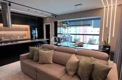 Apartamento com 4 quartos à venda na Rua 207, 112, Meia Praia, Itapema