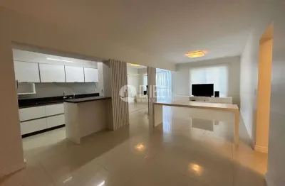 Um belo apto mobiliado frente mar para você morar!, bombas, bombinhas - sc