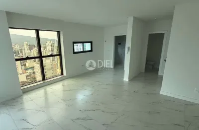 Um belo apto com 3 suítes e 2 vagas na meia praia!, meia praia, itapema - sc