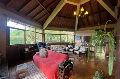 Casa à venda, 4 quartos, 2 suítes, 3 vagas, iucas - teresópolis/rj