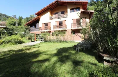 Casa em condomínio à venda, 7 quartos, 3 suítes, 8 vagas, comary - teresópolis/rj