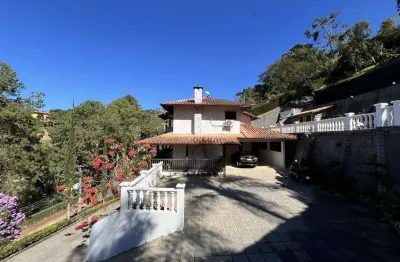 Casa em condomínio à venda, 4 quartos, 2 suítes, 6 vagas, albuquerque - teresópolis/rj