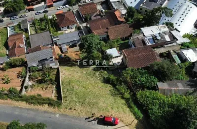 Terreno à venda na Rua General José Ribeiro, Vale do Paraíso, Teresópolis