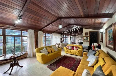 Casa à venda, 7 quartos, 1 suíte, 5 vagas, santa cecília - teresópolis/rj