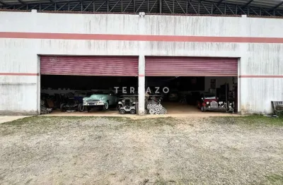 Galpão comercial/industrial à venda em teresópolis - 1.000 m², ocupado, r$ 3.600.000