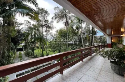 Casa à venda, 4 quartos, 3 suítes, 4 vagas, soberbo - teresópolis/rj