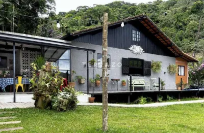 Casa à venda, 2 quartos, 3 vagas, carlos guinle - teresópolis/rj