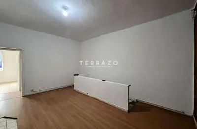Sala comercial para alugar na Avenida Lúcio Meira, Várzea, Teresópolis