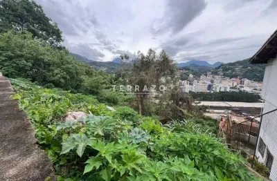 Terreno à venda na Rua Oliveira Lima, Fazendinha, Teresópolis