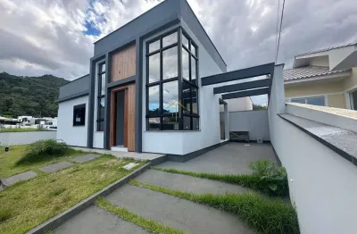 Casa com 3 quartos à venda na Avenida Paulo Roberto Vidal, Bela Vista, Palhoça